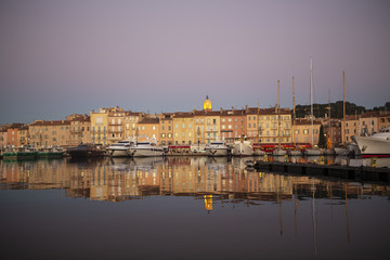 Fototapeta na wymiar Saint-Tropez - Le port