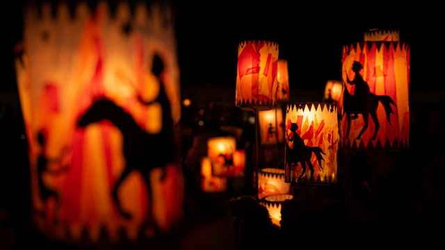 Laternen beim Martinsumzug