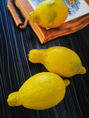 lemon on the table