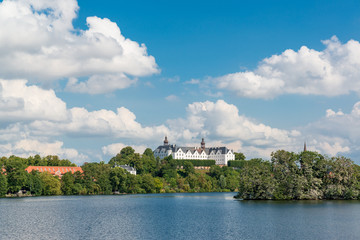 Fotos einer Bootsfahrt auf dem Gro&szlig;en Pl&ouml;ner See ein unter Naturschutz stehender See in Schleswig-Holstein