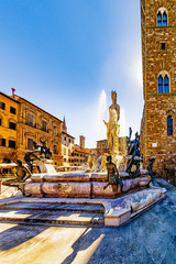Morgensonne auf dem Neptunbrunnen in Florenz (Fontana di Piazza) © heiwa