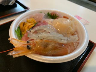 海鮮丼