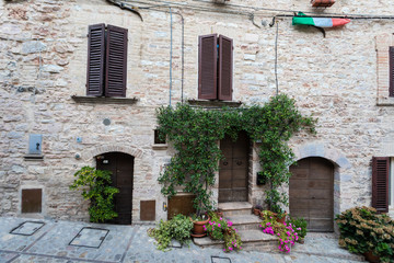 Fototapeta na wymiar Città medievale di Spello, Umbria