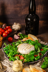 Grilled camembert with delicious salad