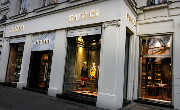 Mompelen Tonen Ordelijk Gucci store in Berlin, Germany - July 25, 2020 Stock Photo | Adobe Stock