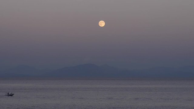 luna rossa
