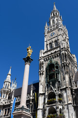 Fototapeta premium Munich, Germany: Facade of the City hall at the Marienplatz