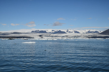 Jokulsarlon, die Gletscher Lagune Islands mt riesiegen Eisbergen und Gletschern