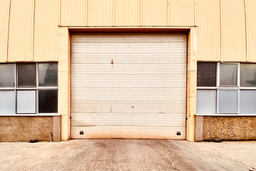 Obraz na płótnie Canvas Gate to the old warehouse.