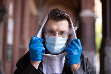 Be safe Tom 8 © Marcin