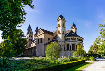 Fototapeta na wymiar Basilika Sankt Kastor