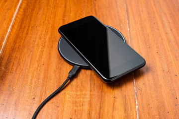 charging the smartphone