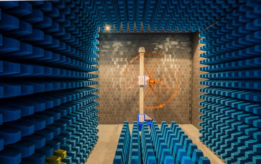 Fully anechoic chamber
