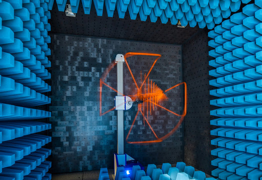 Fully anechoic chamber