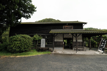 嘉例川駅のレトロなローカル線