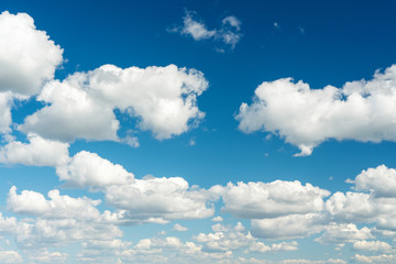 Obraz na płótnie Canvas Beautiful clouds on a background of blue sky
