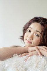 Naklejka premium 女性の美容イメージ スキンケア ボディケア ※風俗産業、ポルノ、アダルト、出会い系コンテンツでの使用は規約により禁止されております。ご注意ください。