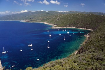 Obraz premium Segelyachten im Golf von Ajaccio