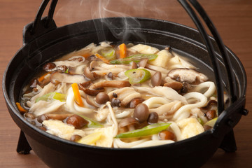 キノコの煮込みうどん