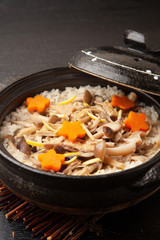 キノコの炊き込みご飯