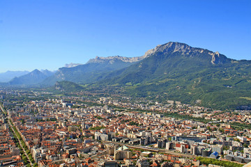Fototapeta na wymiar Grenoble City and Mountains