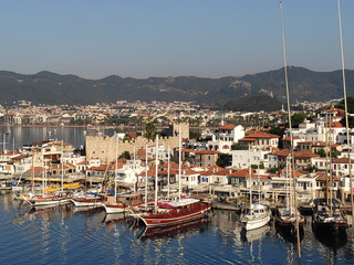 Marmaris - Puerto y Castillo