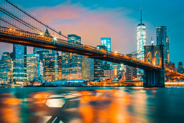 View of Brooklyn bridge by night