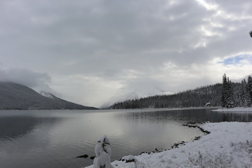 Naklejka premium Moraine Lake in winter - Alberta Canada