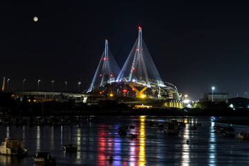 Puente la pepa de Cadiz con sus barquitas  de pesca