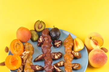 food, sweet, dessert, fruit, cake, chocolate, healthy, christmas, delicious, fresh, snack, candy, salad, baked, decoration, plate, pastry, cookie, dish, brown, tasty