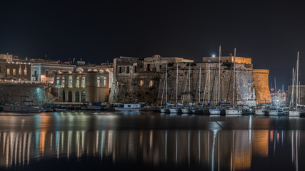 Fototapeta na wymiar Gallipoli at night 