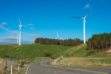 Te Apiti Wind Farm Images with road between manawatu and woodville in the foreground © Philip Armitage