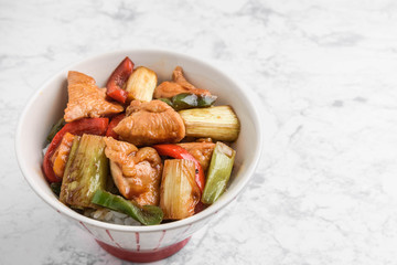 焼き鳥どんぶり