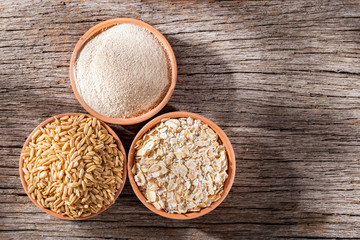 oat grains, flakes and flour