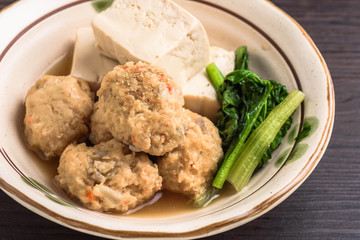 鶏団子と豆腐の煮付け