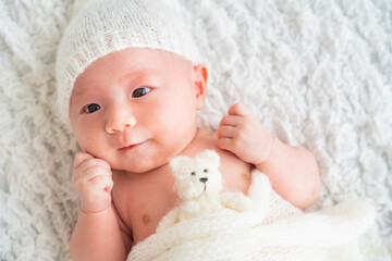 日本人の赤ちゃん 新生児のニューボーンフォト Asian Wall Mural Asi Photosozai