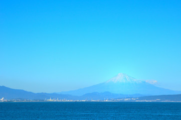 海上からの富士山