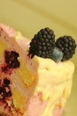 Blackberry and blueberry sponge cake