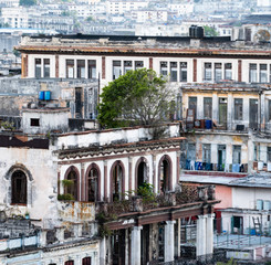 Fototapeta na wymiar The center of Old Havana and harbor seen from above