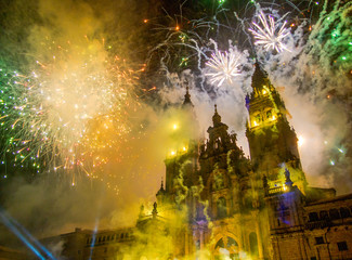 Fuegos Apostol 25 junio Santiago Compostela plaza Obradoiro Año Santo Xacobeo