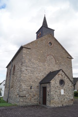 Fototapeta na wymiar St.-Apollinaris-Kapelle Quiddelbach