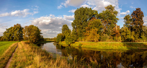 Abendspaziergang an der Nidda