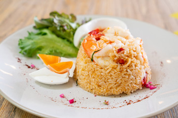shrimps fried rice with salt egg