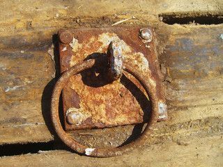 Rusted ring