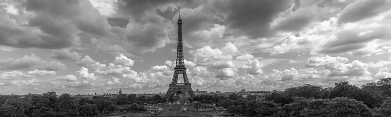 Panoramic view of the Eiffel tower