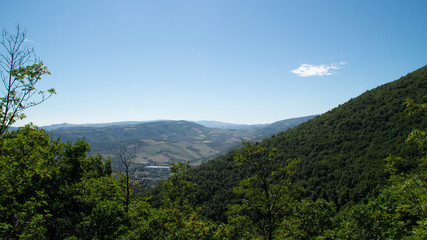 Vista lungo il sentiero a Serra San Quirico