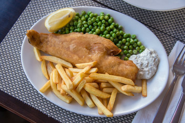 Pescado y patatas fritas en Londres