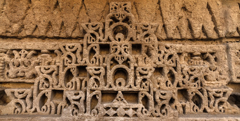 UNESCO world heritage Queen’s step well or rani ki vav is situated in the town of Patan, district patan in Gujarat state of India. It is located on the banks of Saraswati River in patan.