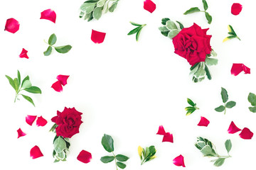 Obraz na płótnie Canvas Flower frame of red roses flowers and green leaves on white background. Flat lay