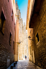 Obraz premium Barcelona, Catalonia, Spain, September 22, 2019 Unknown people walk through the streets of Barcelona in the Gothic quarter.